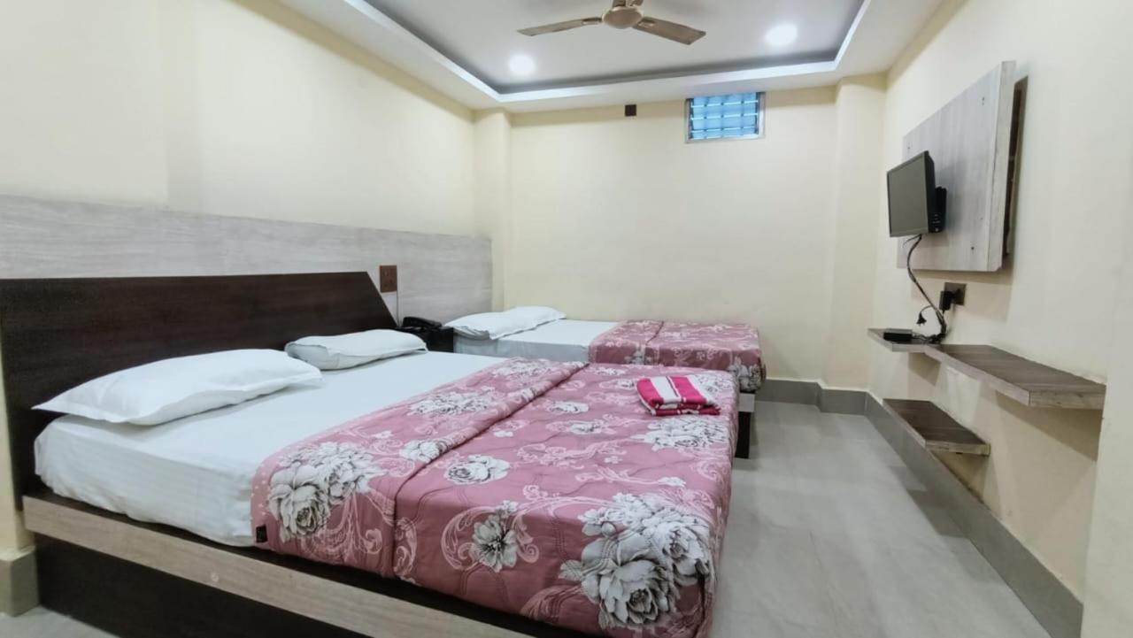 Hotel Sukhmani Guwahati Buitenkant foto